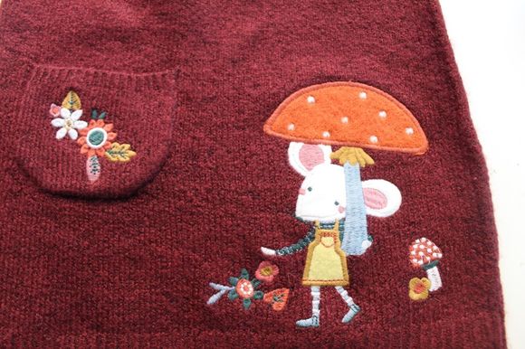 Knitted dress size 1 to 2 years Soft brown wool cute mouse design long sleeves - Picture 2 of 5